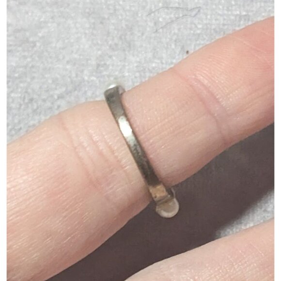 Vintage Coquette Glam Single Row Faux Pearl Ring Size 6 - Picture 6 of 14